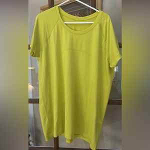 Lululemon Swiftly Tech sz 20